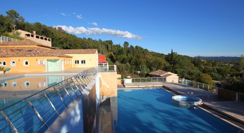 Maison Dans Resort & Spa Callian  Bagian luar foto
