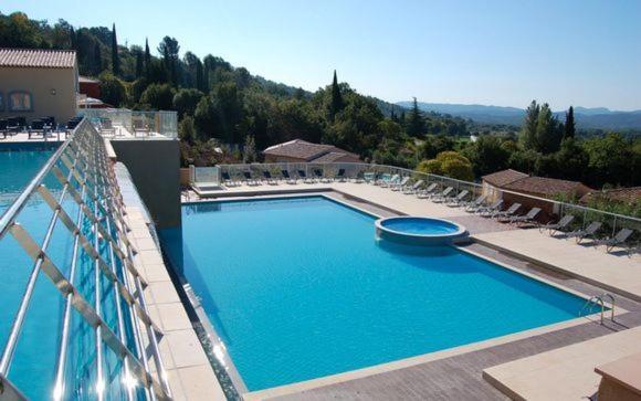 Maison Dans Resort & Spa Callian  Bagian luar foto